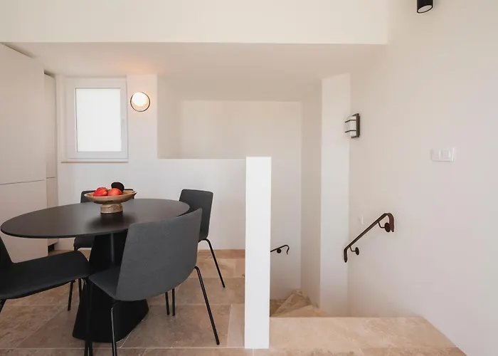 V60 Appartamento La Valletta