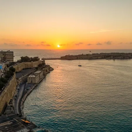 V60 * Valletta
