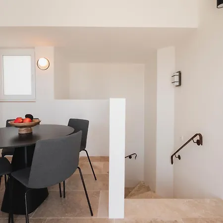 V60 Apartment Valletta